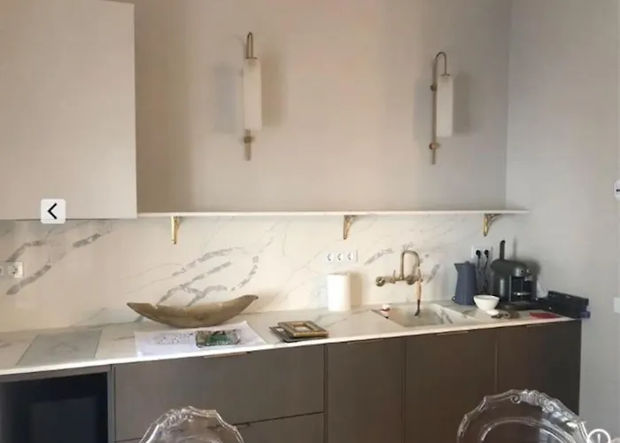 Апартаменты Modern In The Old Town *